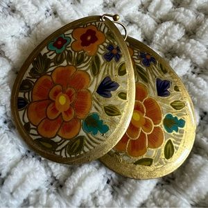 Pendant earrings, painted floral, gold